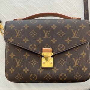 Louis Vuitton Metis Pochette